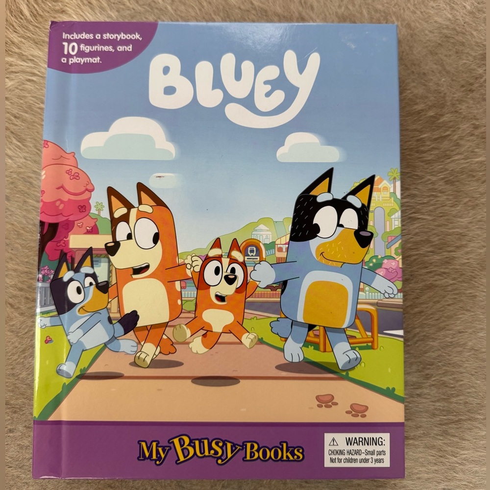 Bluey My Busy Book and Play Mat with Figurines